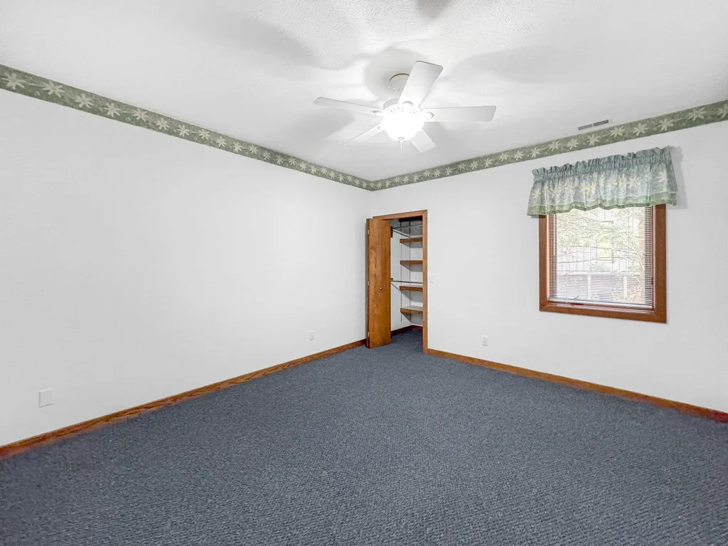 6179 Red Fox Run Peninsula Township MI 49686