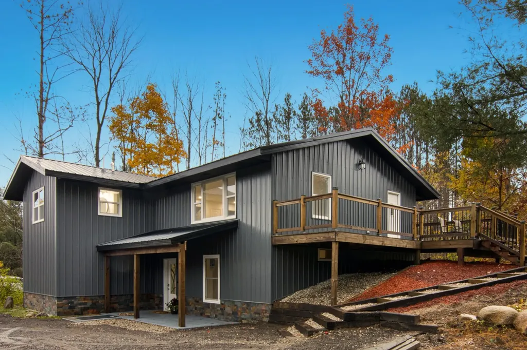 5299 M-66 Echo Township MI 49727