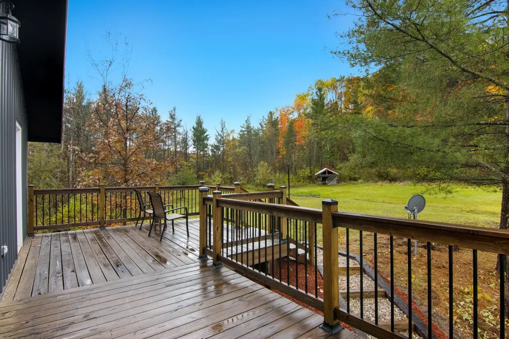 5299 M-66 Echo Township MI 49727