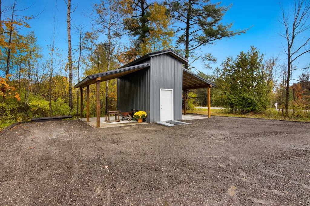 5299 M-66 Echo Township MI 49727