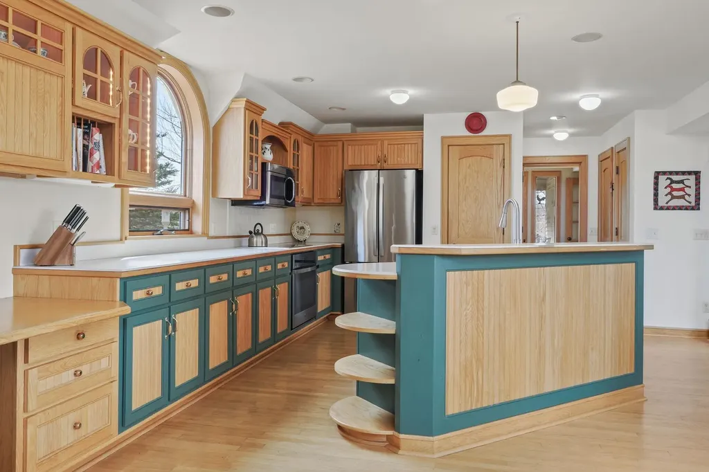 470 S Donnybrook Road Suttons Bay Township MI 49682