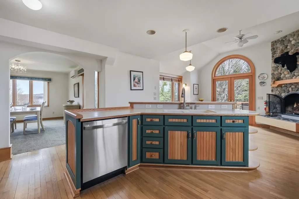 470 S Donnybrook Road Suttons Bay Township MI 49682