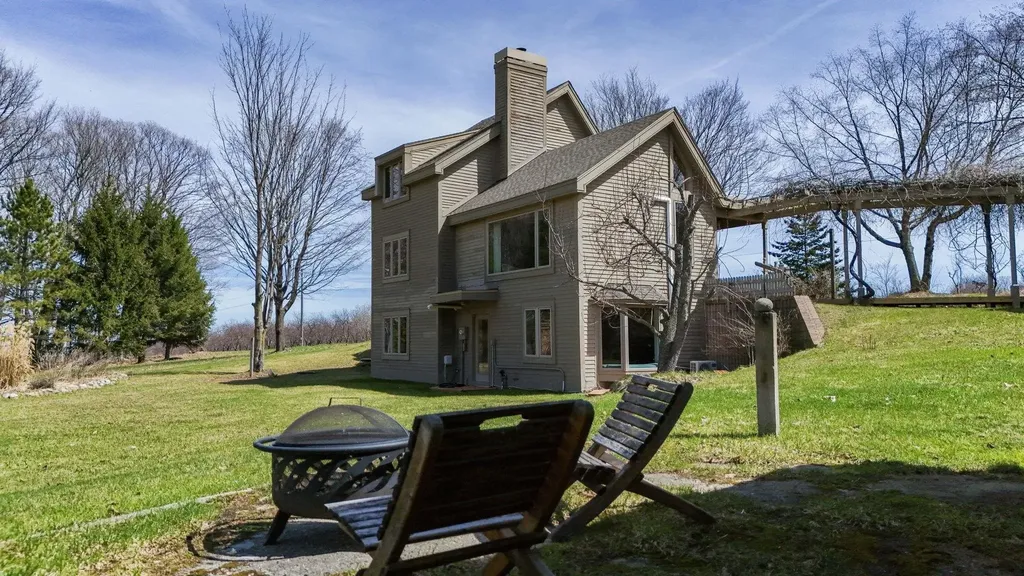 470 S Donnybrook Road Suttons Bay Township MI 49682