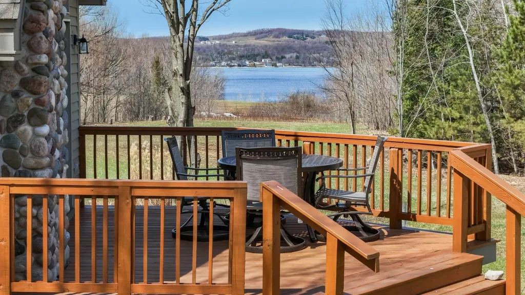 470 S Donnybrook Road Suttons Bay Township MI 49682