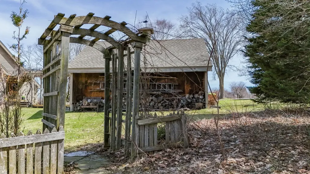 470 S Donnybrook Road Suttons Bay Township MI 49682