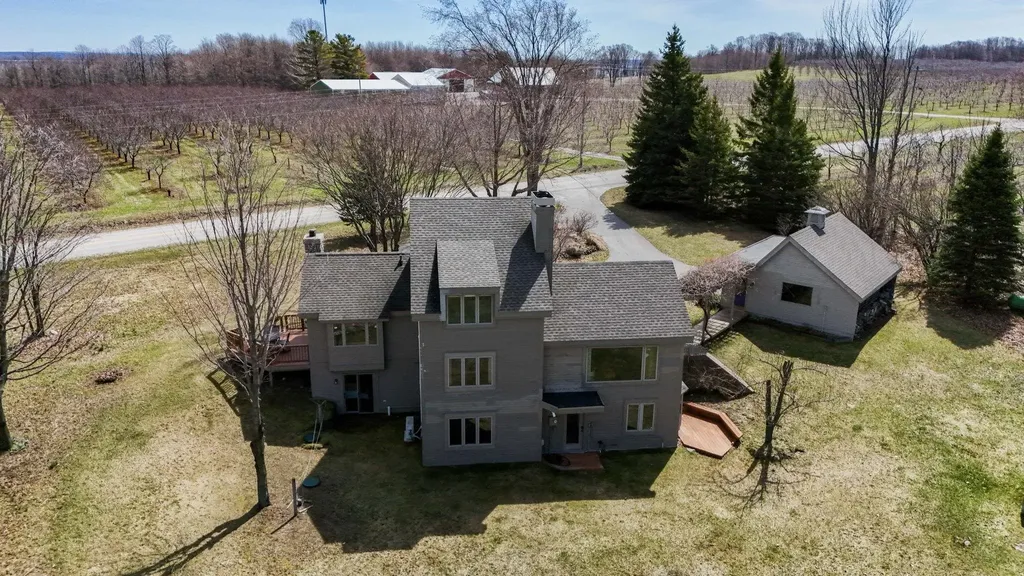 470 S Donnybrook Road Suttons Bay Township MI 49682