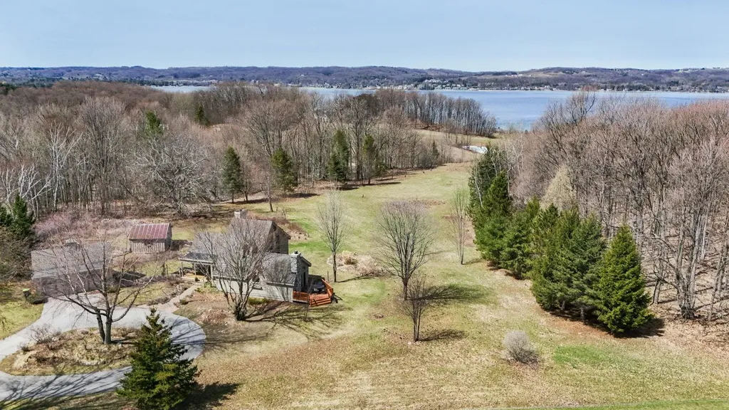 470 S Donnybrook Road Suttons Bay Township MI 49682