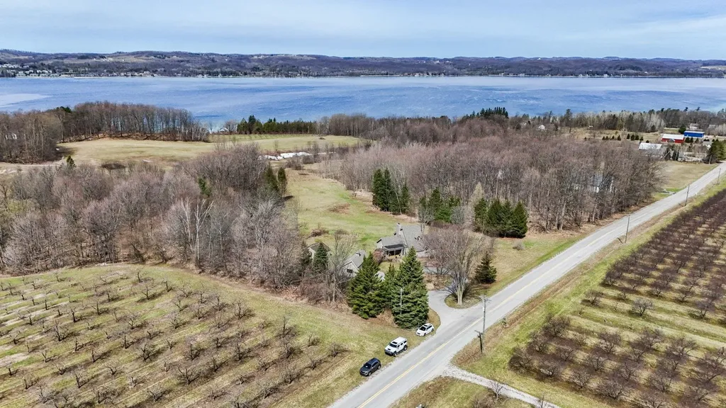 470 S Donnybrook Road Suttons Bay Township MI 49682