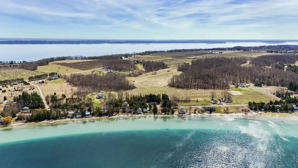470 S Donnybrook Road Suttons Bay Township MI 49682
