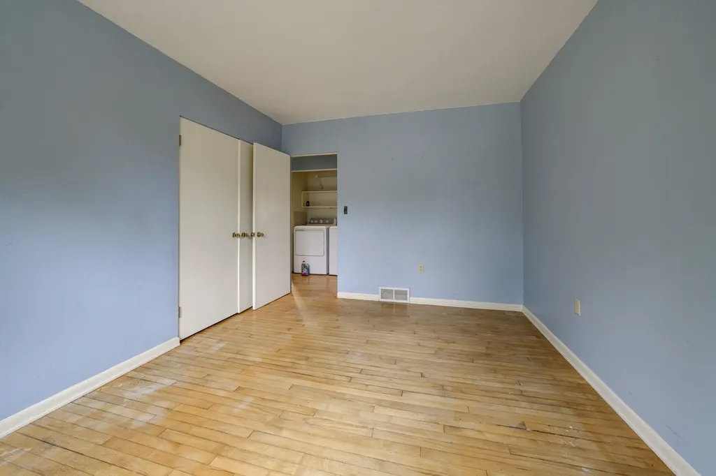 974 N Mill Street Leelanau Township MI 49670