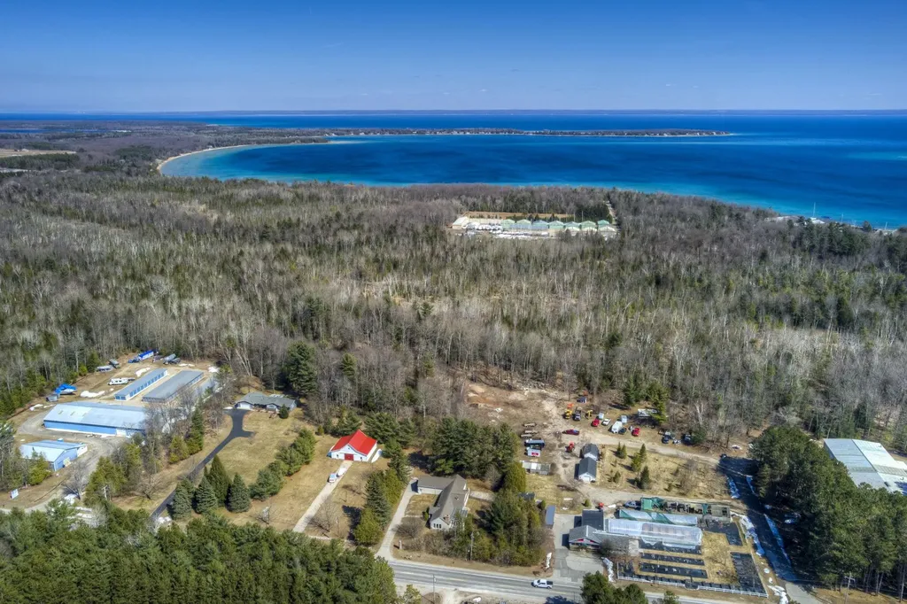 974 N Mill Street Leelanau Township MI 49670
