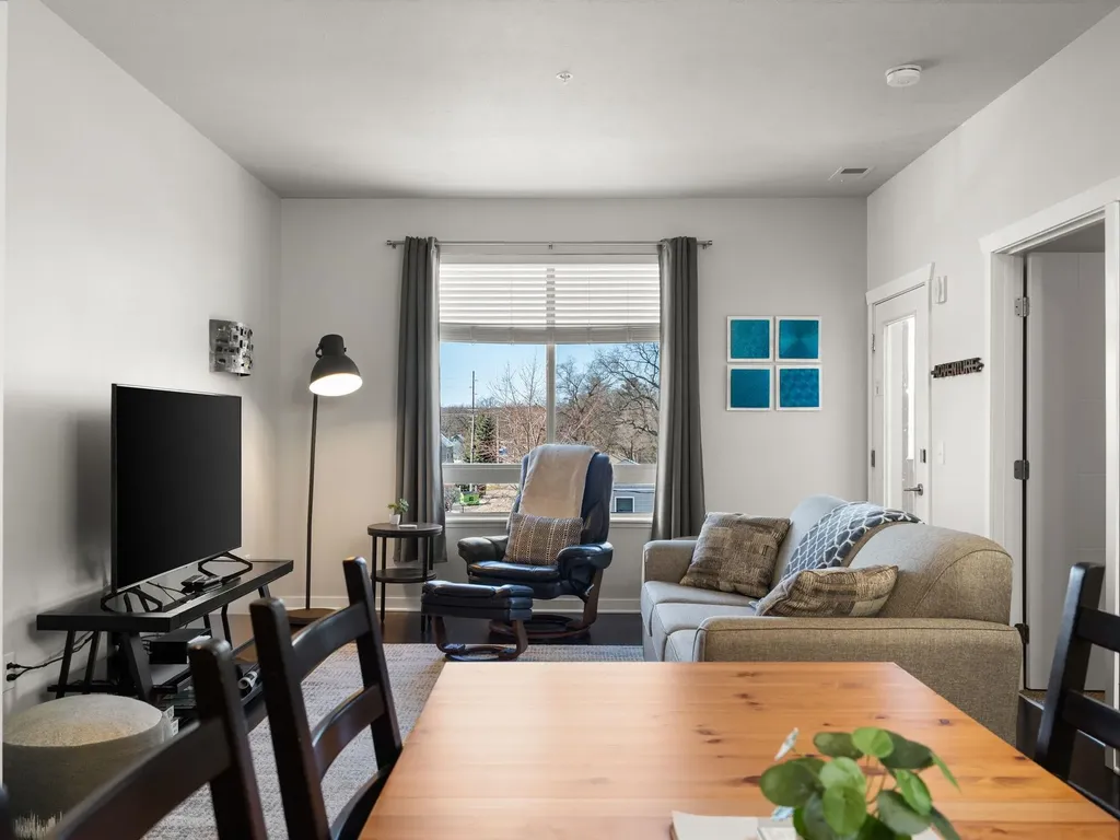 630 Garfield Avenue, S Traverse City City MI 49686