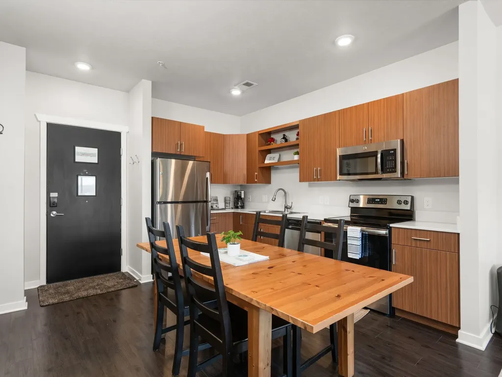 630 Garfield Avenue, S Traverse City City MI 49686