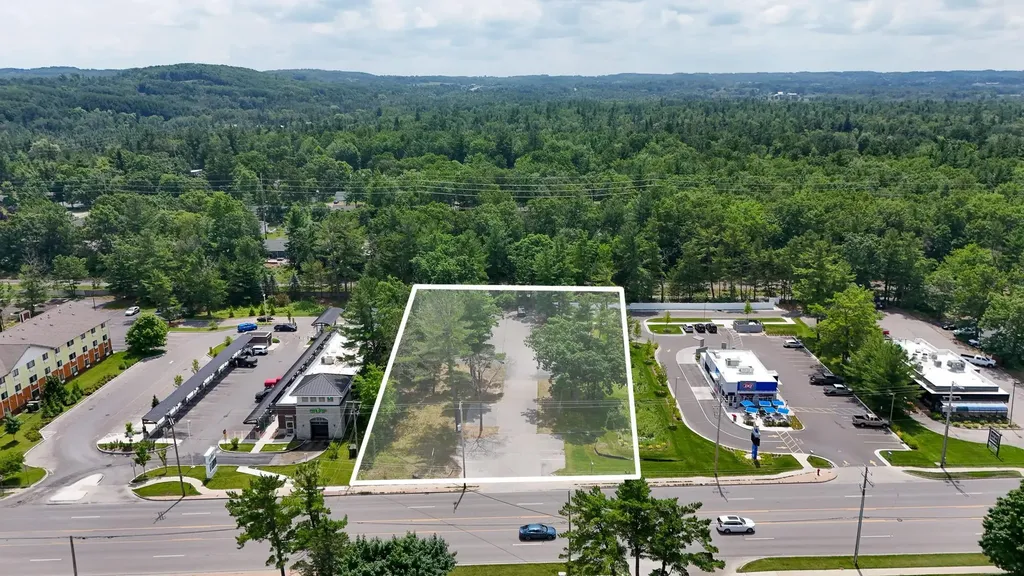 1818 N Us-31 East Bay Township MI 49686
