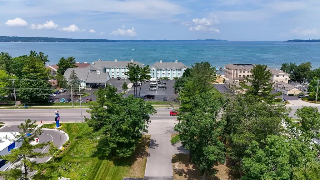 1818 N Us-31 East Bay Township MI 49686