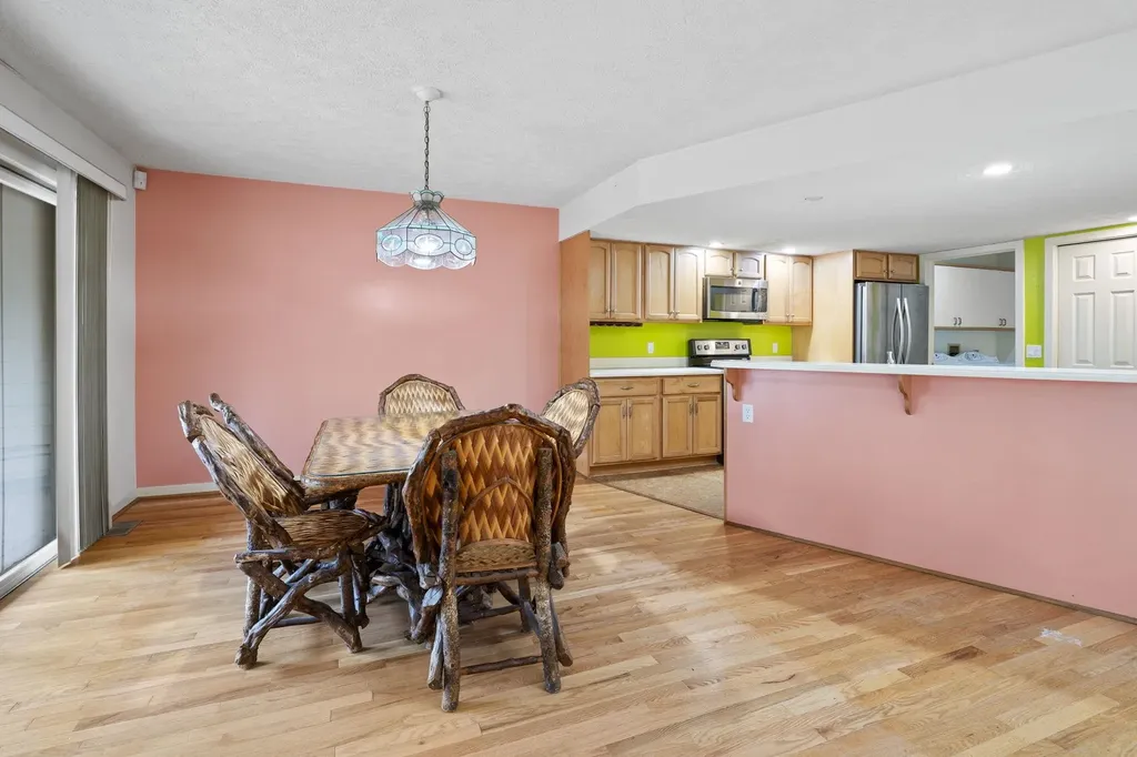 6475 Mission Ridge Peninsula Township MI 49686