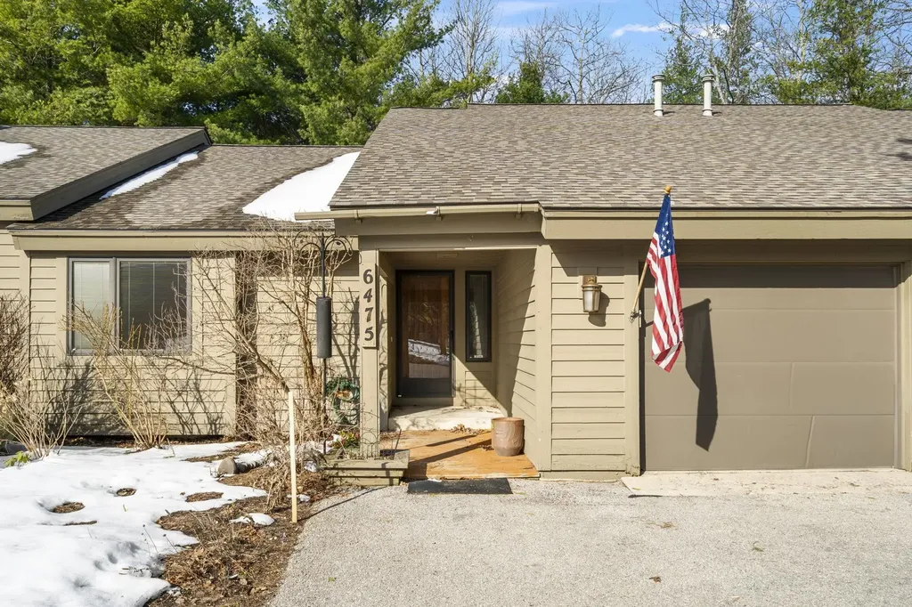 6475 Mission Ridge Peninsula Township MI 49686