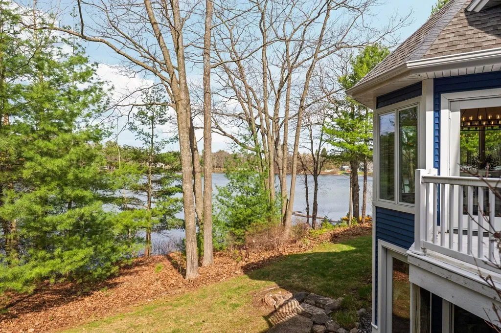 6802 Brandow Woods Long Lake Township MI 49684
