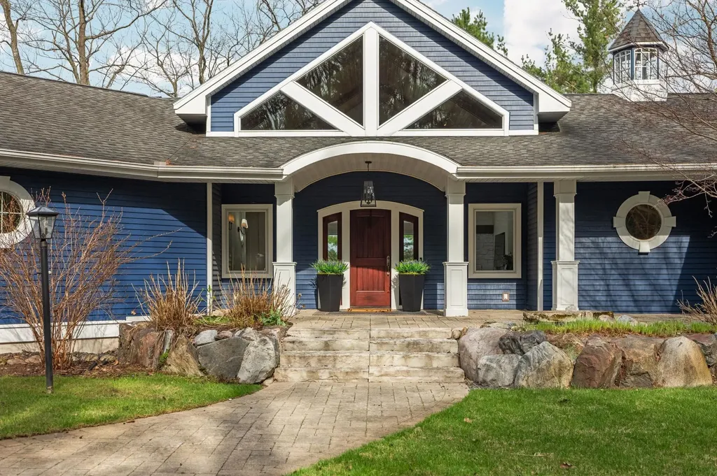 6802 Brandow Woods Long Lake Township MI 49684