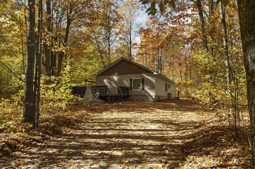 7149 W Blue Lake Road, NE Blue Lake Township MI 49646