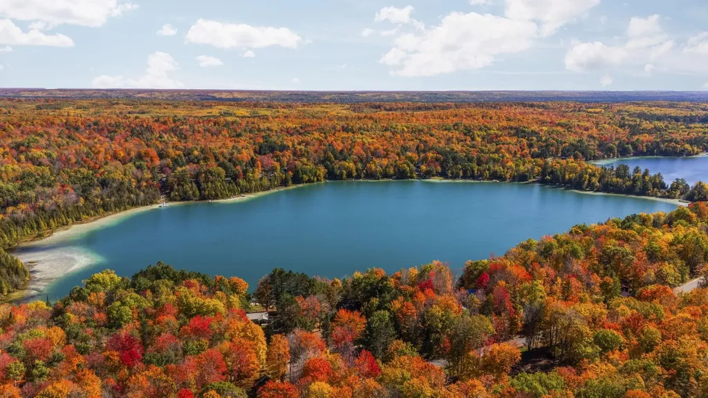 7149 W Blue Lake Road, NE Blue Lake Township MI 49646