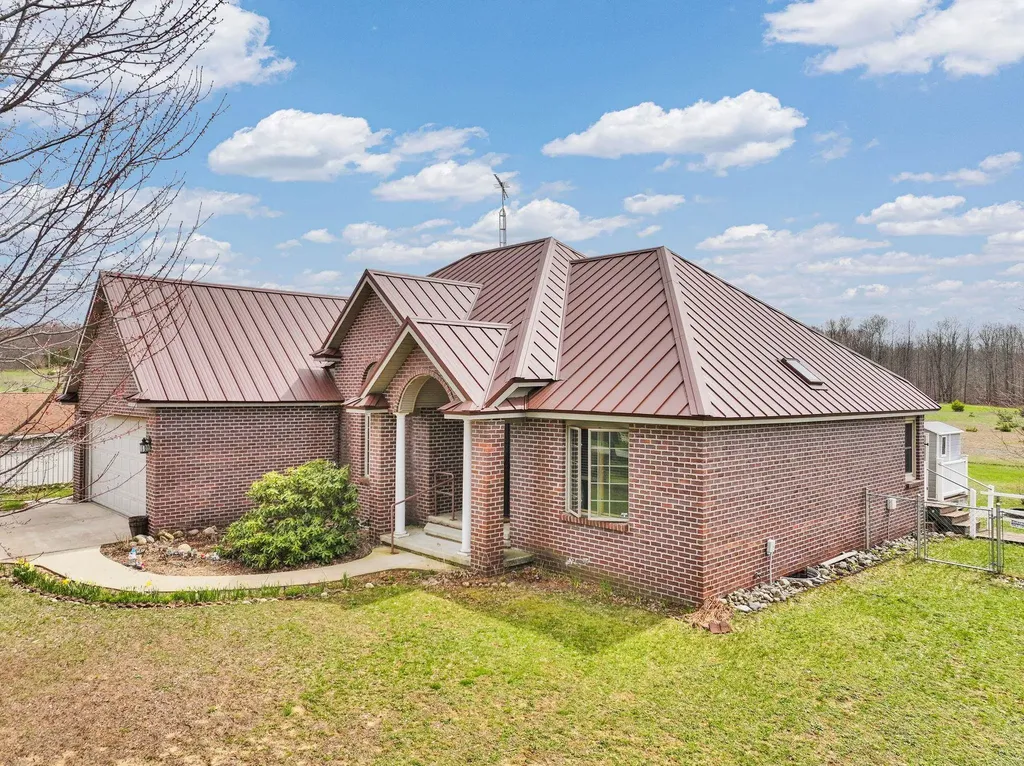 3048 E 16 Road Colfax Township MI 49663