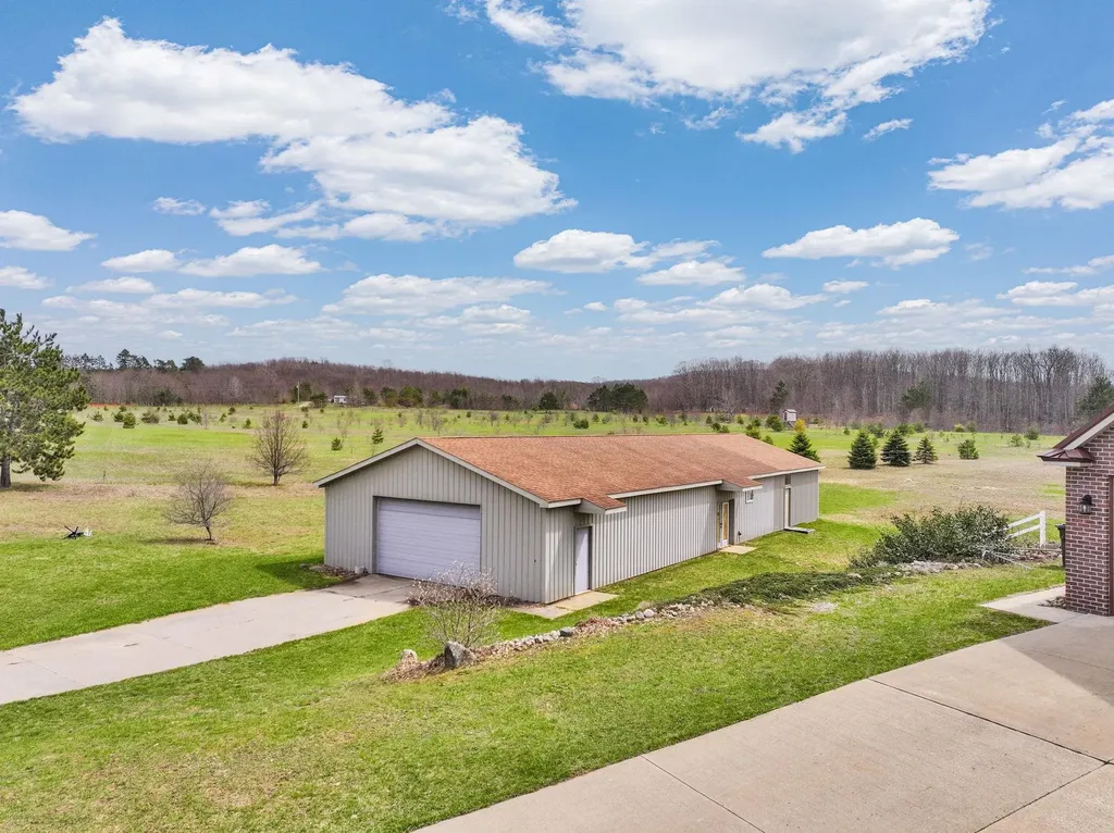3048 E 16 Road Colfax Township MI 49663