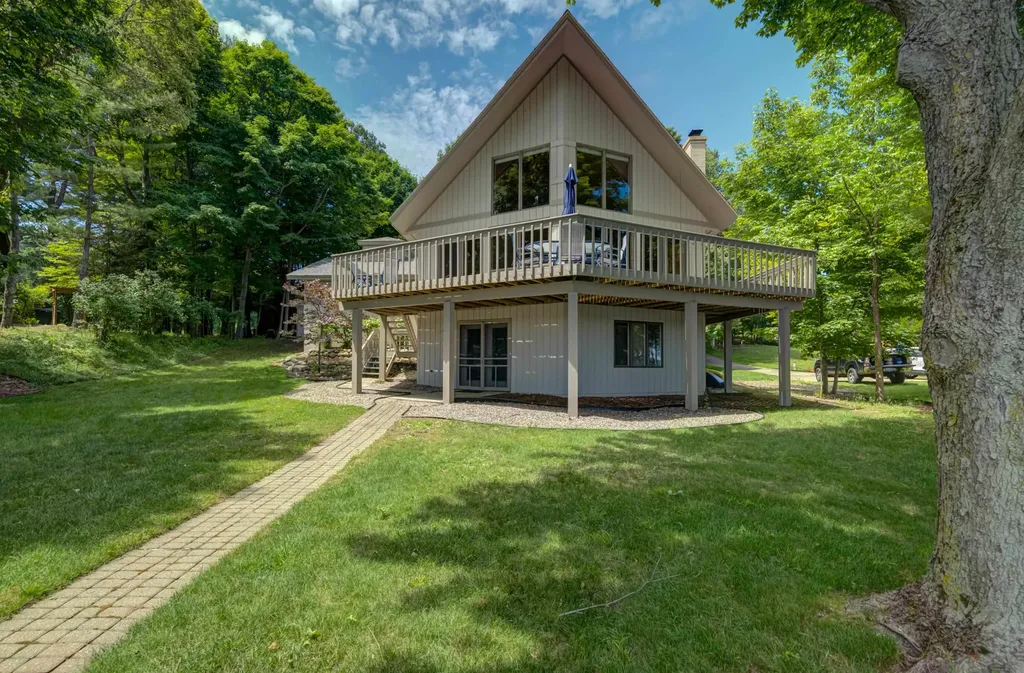 2447 N West Torch Lake Drive Torch Lake Township MI 49648