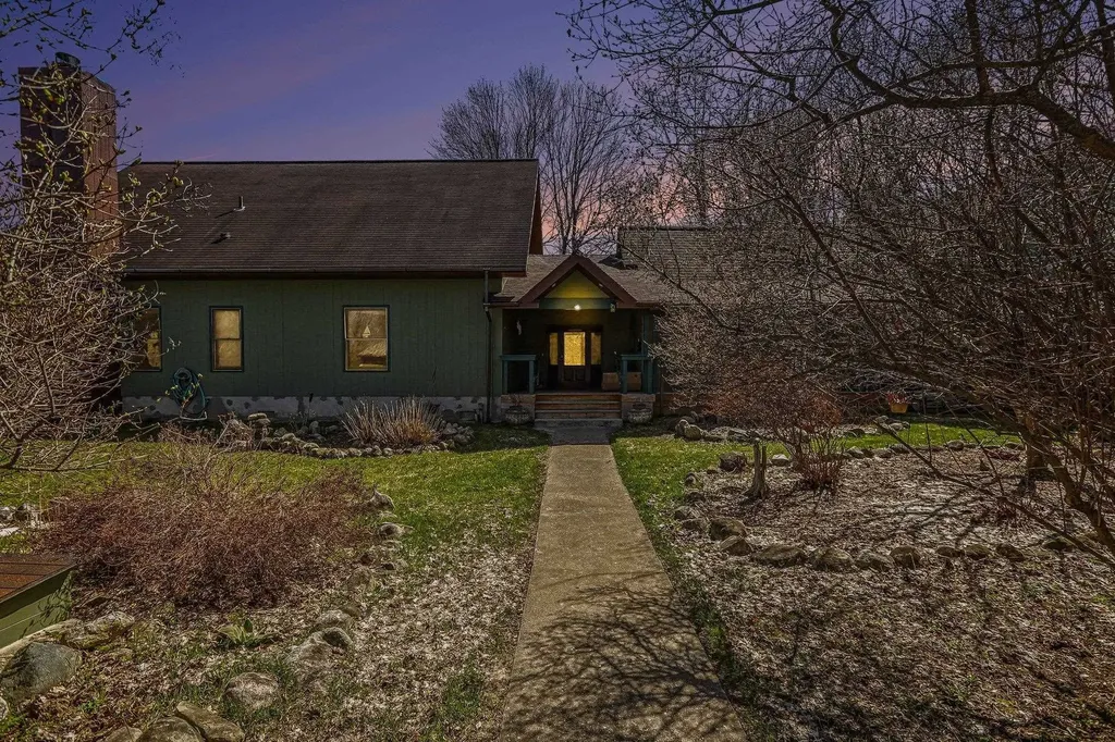 331 S Us31 Torch Lake Township MI 49648
