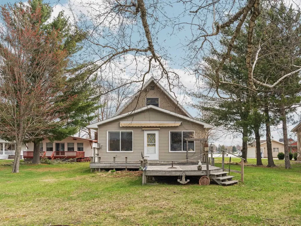 7049 W White Birch Avenue Lake Township MI 49651