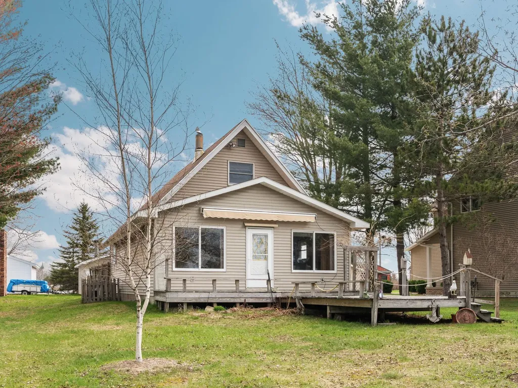 7049 W White Birch Avenue Lake Township MI 49651