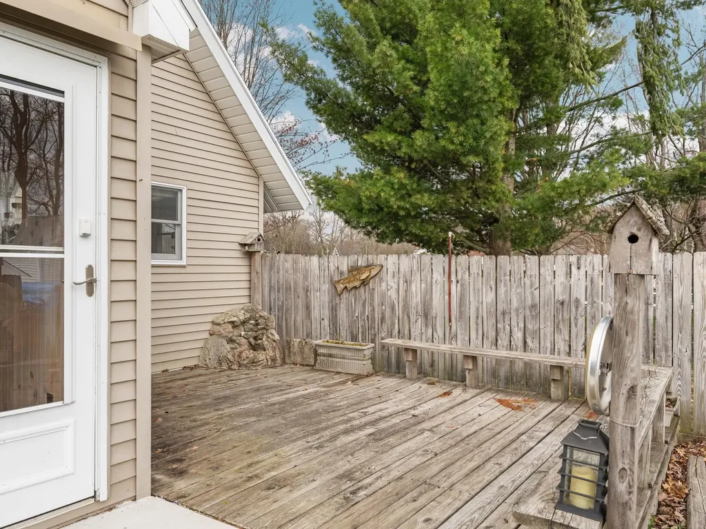 7049 W White Birch Avenue Lake Township MI 49651