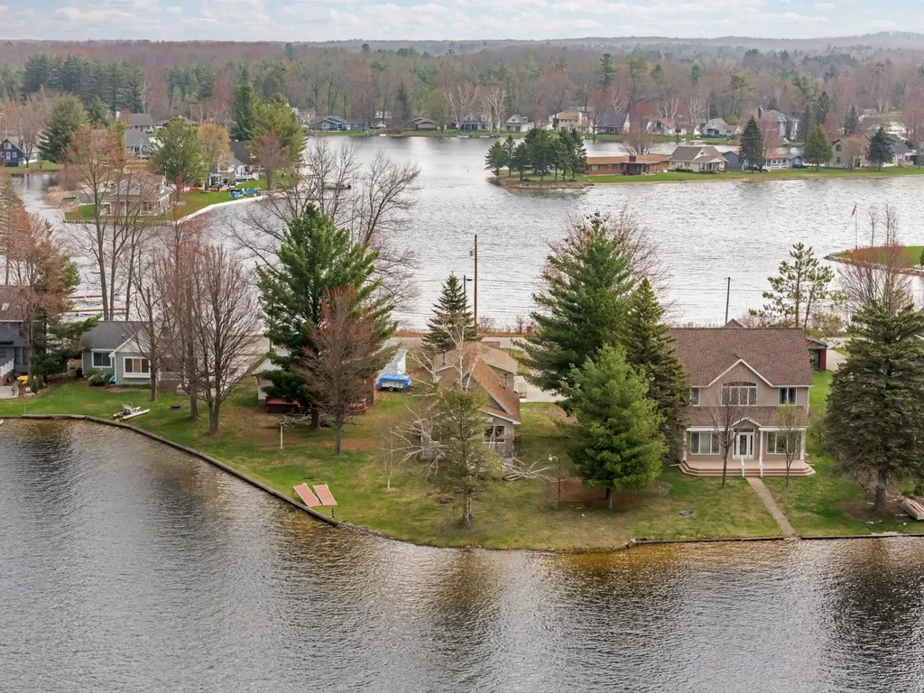 7049 W White Birch Avenue Lake Township MI 49651