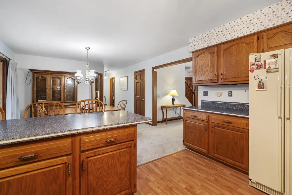 11332 Peninsula Drive Peninsula Township MI 49686