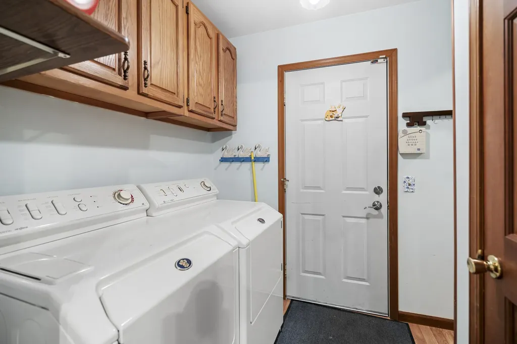 11332 Peninsula Drive Peninsula Township MI 49686