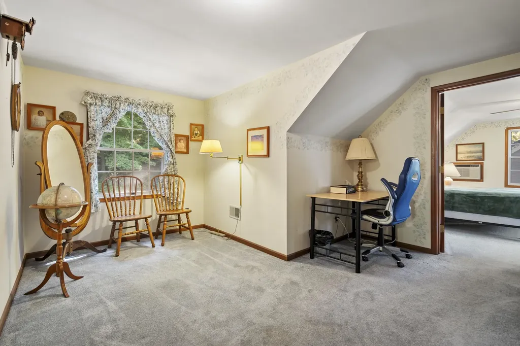 11332 Peninsula Drive Peninsula Township MI 49686
