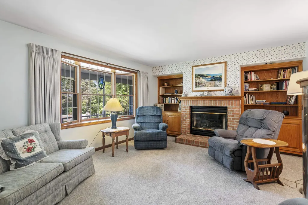 11332 Peninsula Drive Peninsula Township MI 49686