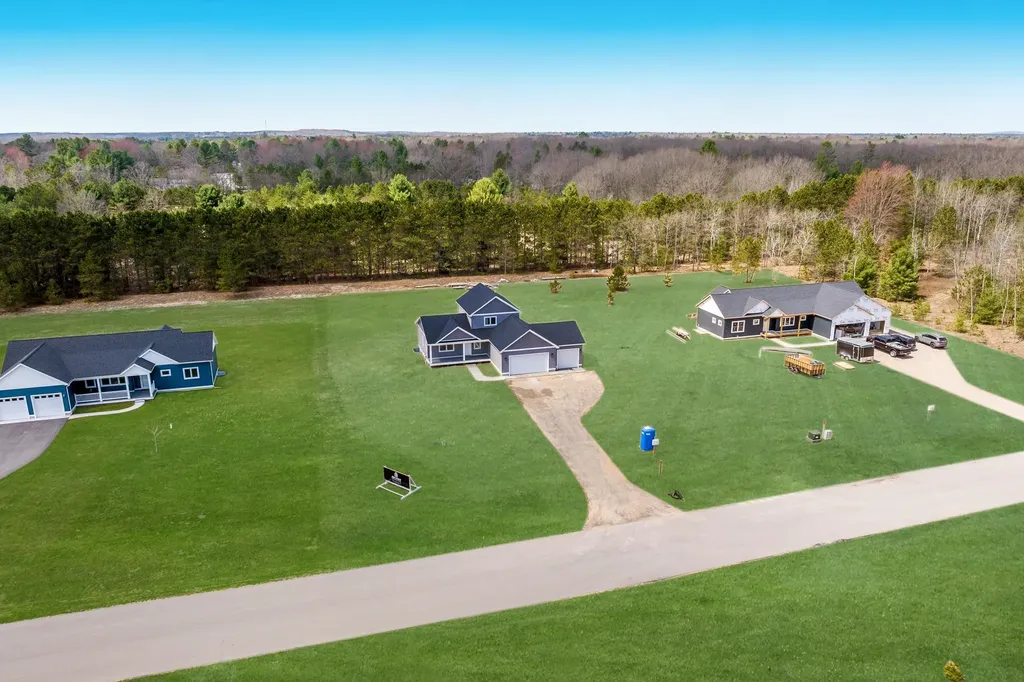 1718 Mary Lou Manor Green Lake Township MI 49643