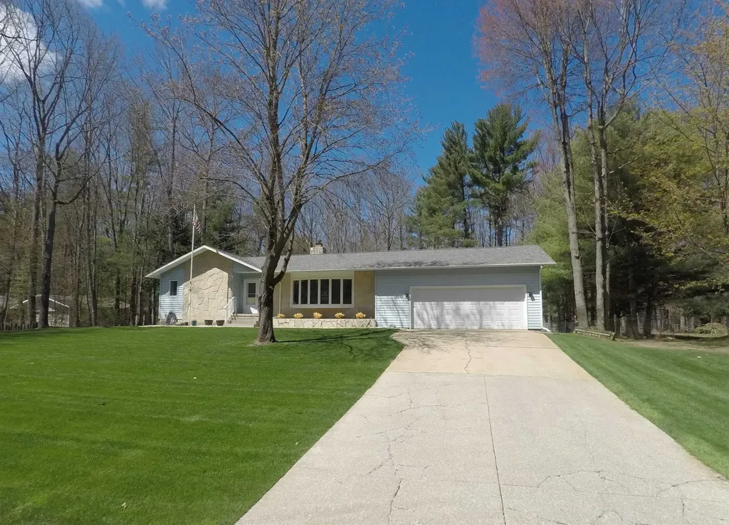 3320 W 13th Street Selma Township MI 49601