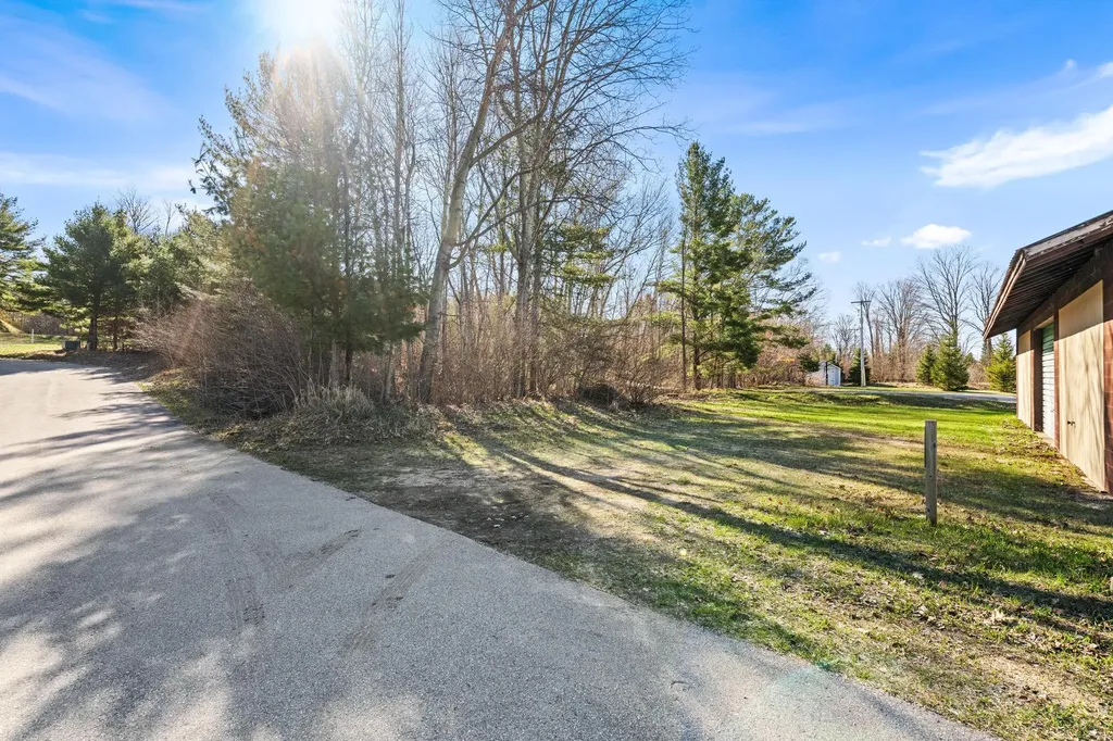 9263 Charlie Lane Helena Township MI 49612