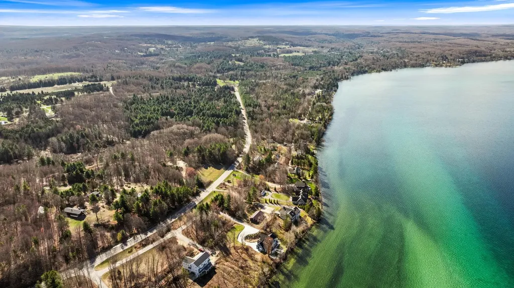 9263 Charlie Lane Helena Township MI 49612