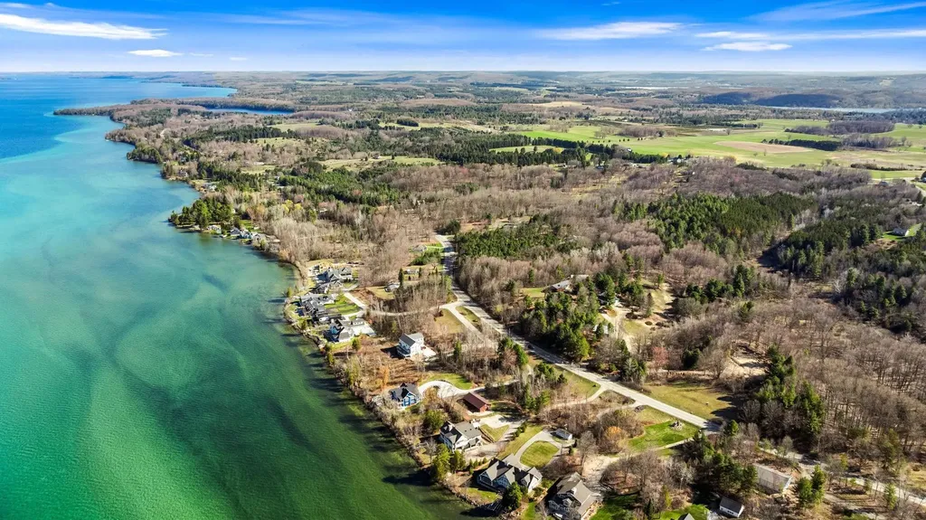 9263 Charlie Lane Helena Township MI 49612
