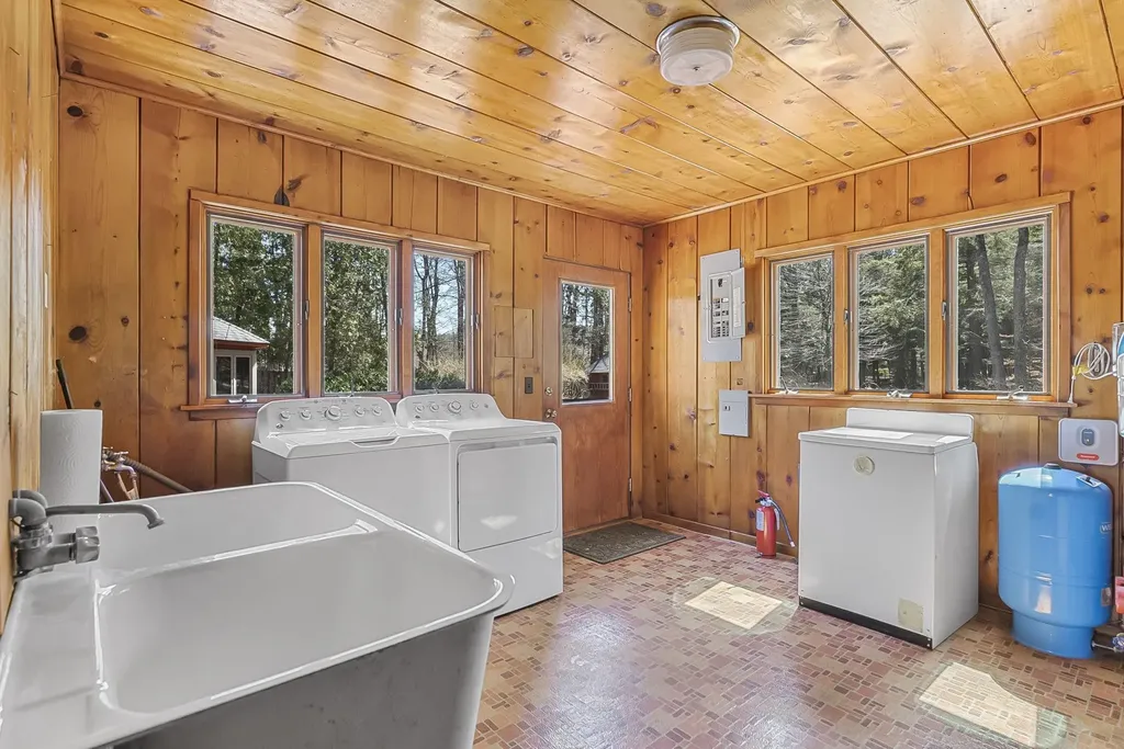 7822 W Welch Road Empire Township MI 49630