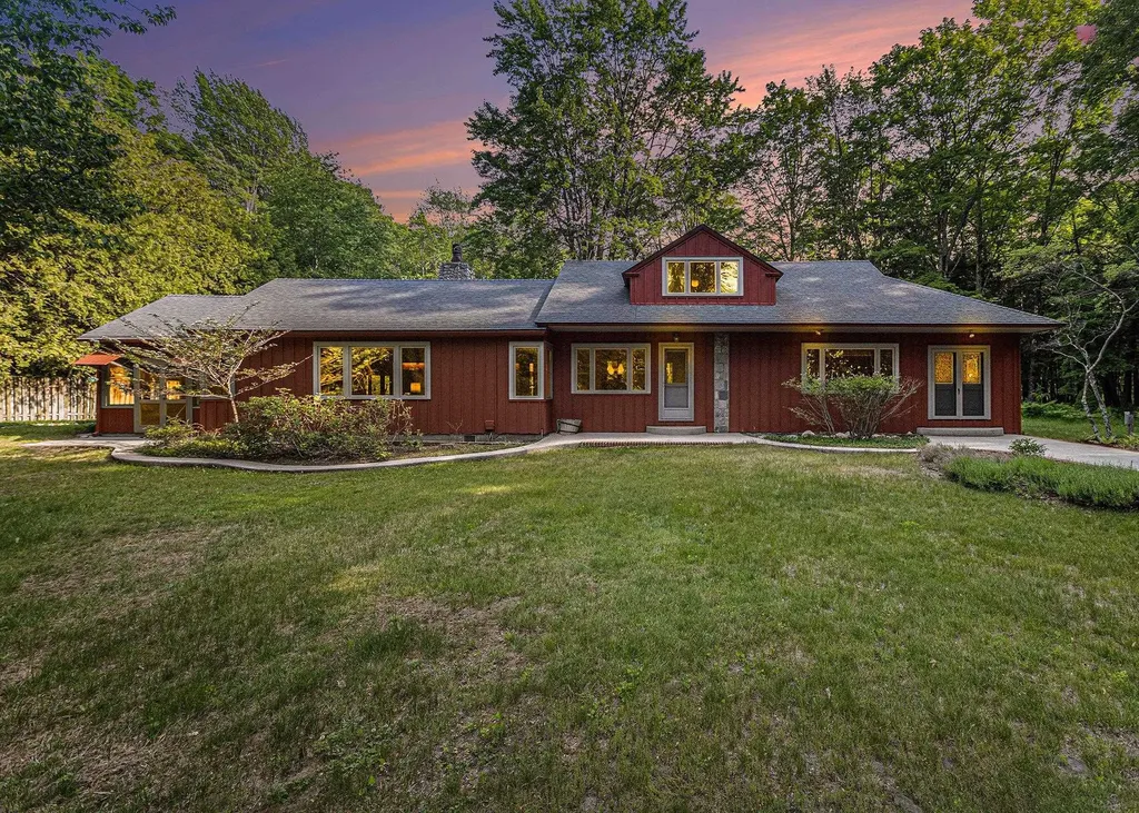 7822 W Welch Road Empire Township MI 49630