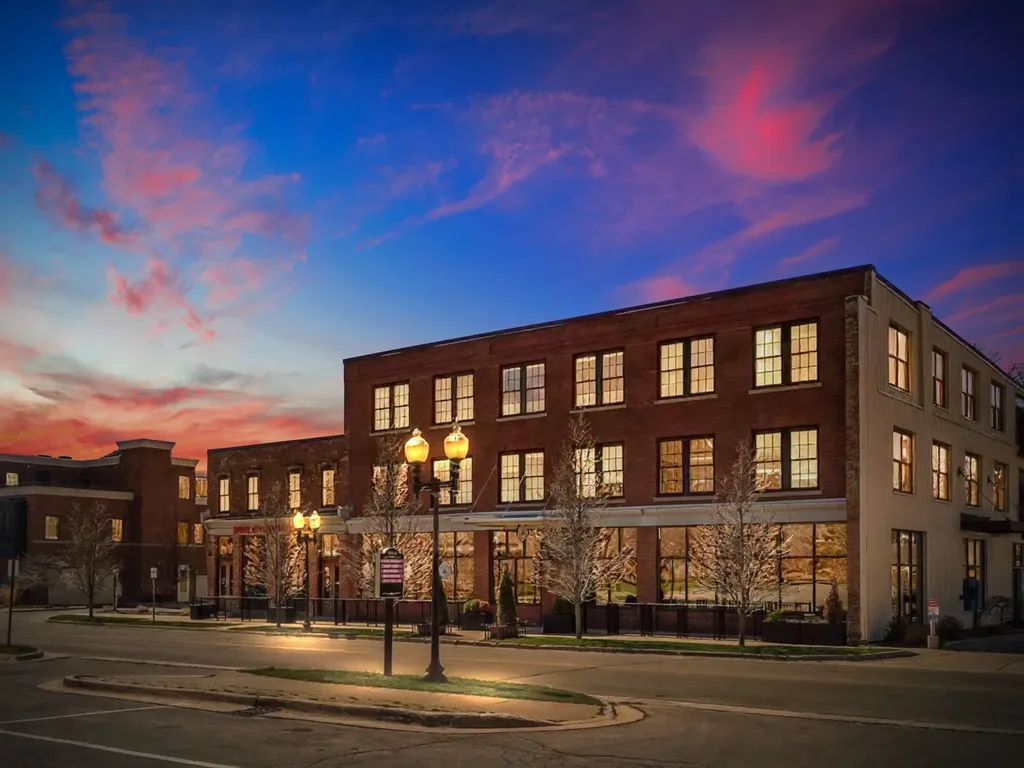 86 Washington Avenue Manistee City MI 49660