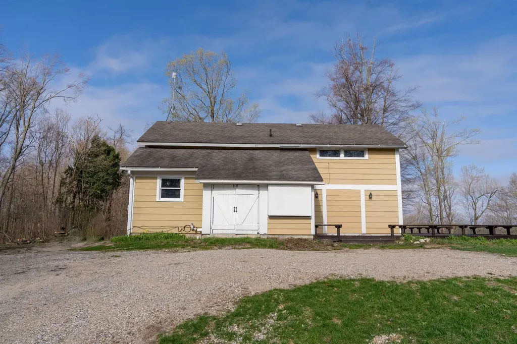 14809 23 Mile Road Burdell Township MI 49688