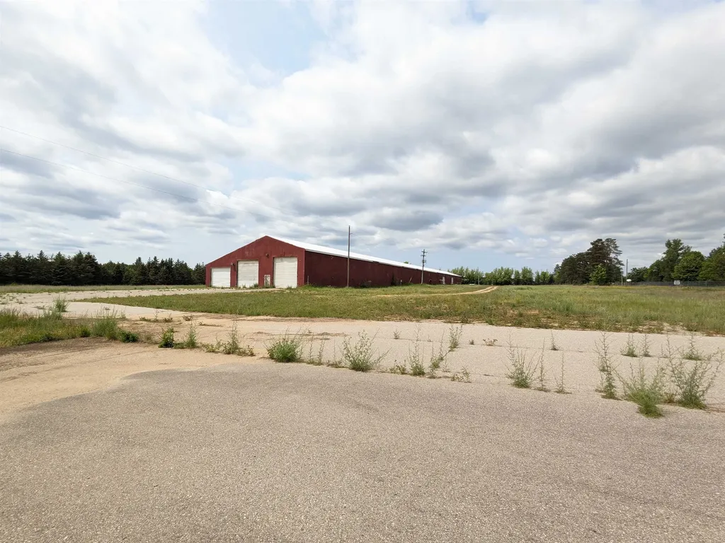 5876 Puffer Road Boardman Township MI 49680