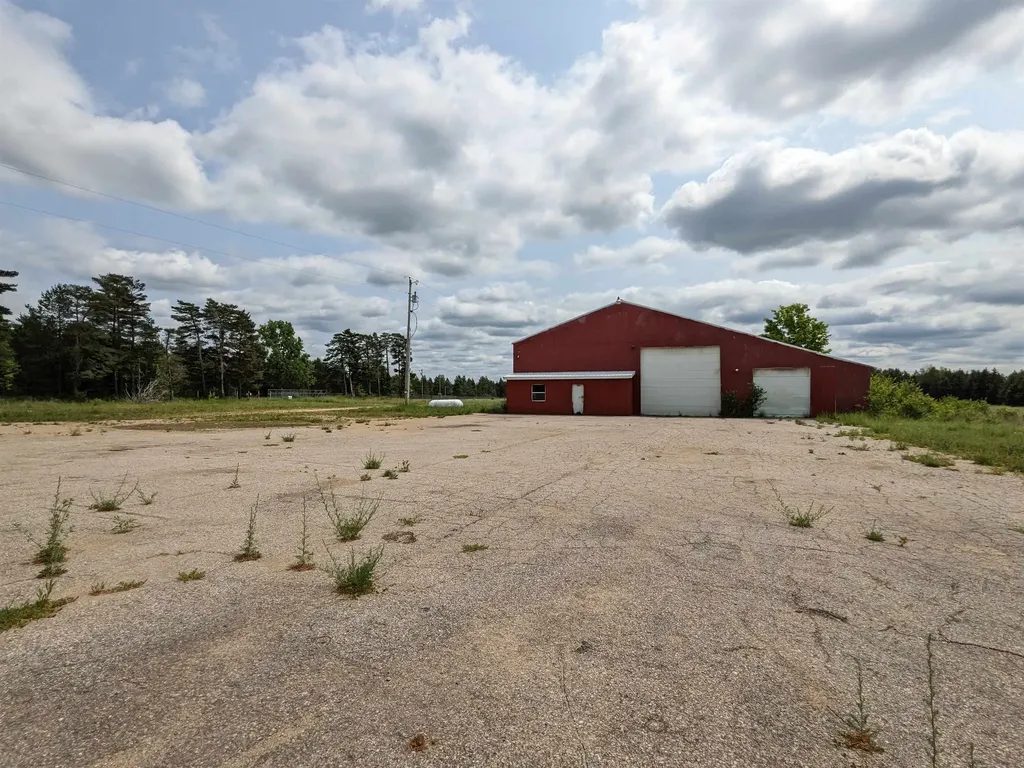 5876 Puffer Road Boardman Township MI 49680