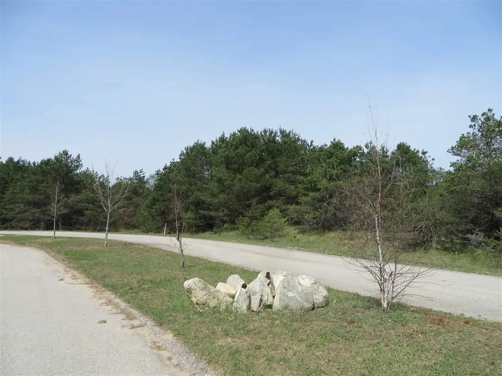 4 Spruce Hollow Trace Fife Lake Township MI 49633