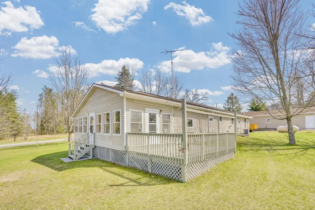10976 E 3 Mile Road Ellsworth Township MI 49656